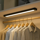 Luminária Sem Fio Magnética – Sensor de Movimento e Bateria Recarregável USB